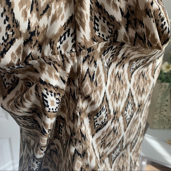 Ellen Tracy Button Down Printed Top - Picture 12 of 12